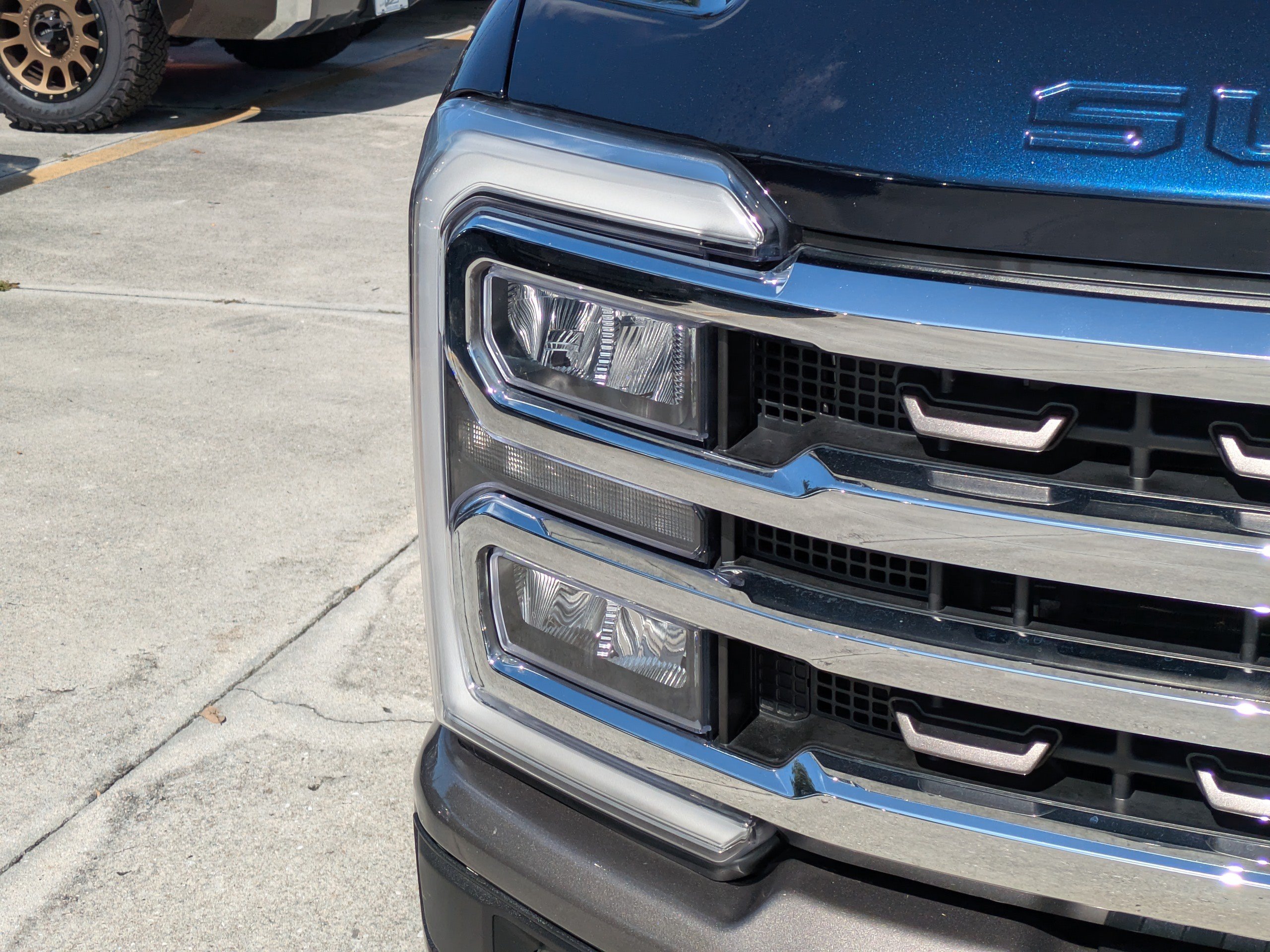 Certified 2023 Ford F350 King Ranch AWD/4WD image 9