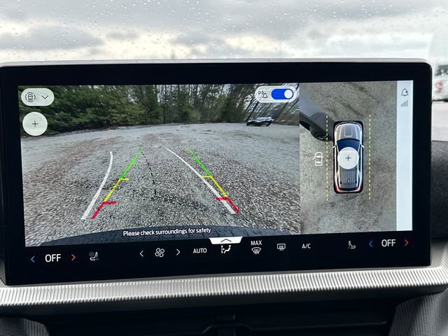 Certified 2025 Ford Explorer ST-Line w/ ST-Line Street Pack AWD/4WD image 37