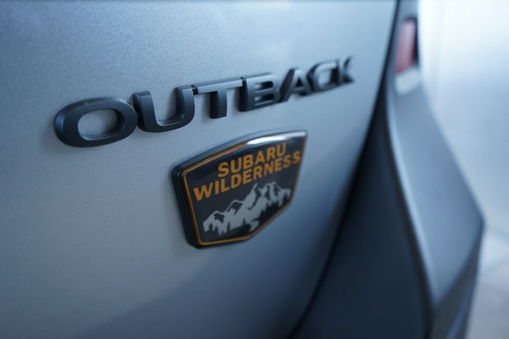 Used 2025 Subaru Outback Wilderness AWD/4WD image 8
