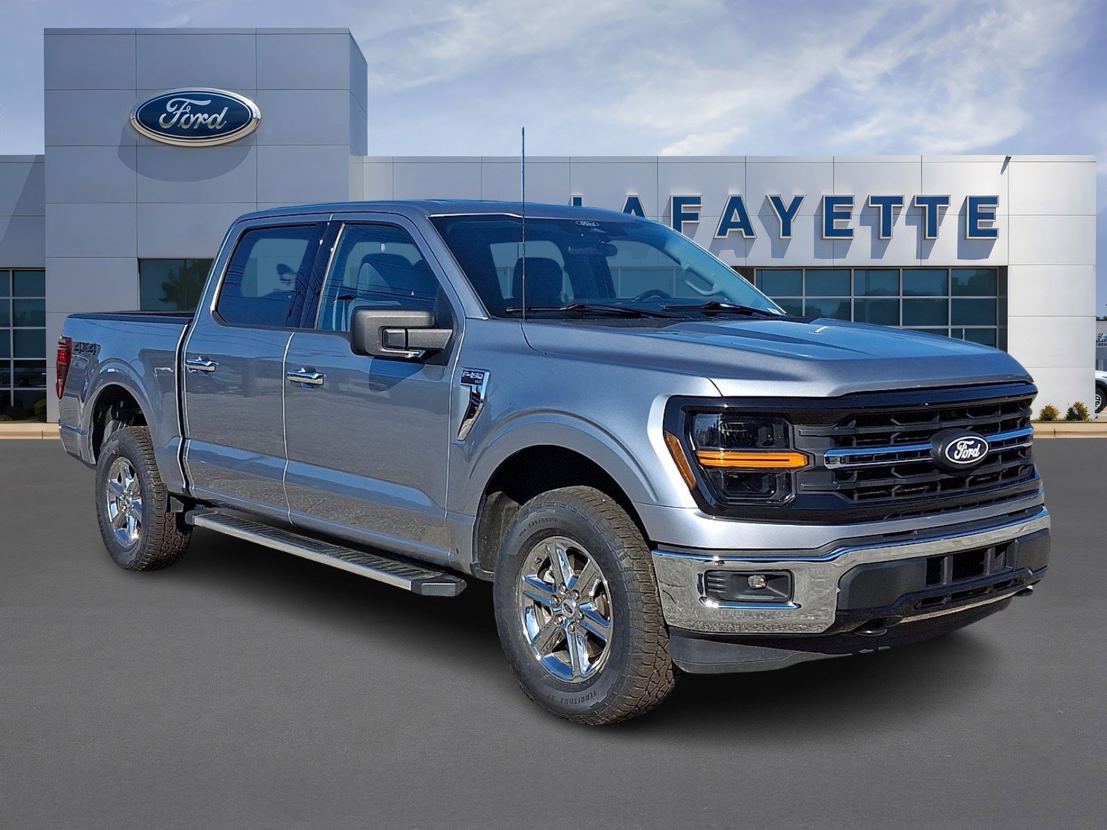 Certified 2025 Ford F150 XLT w/ Equipment Group 301A Standard AWD/4WD image 1