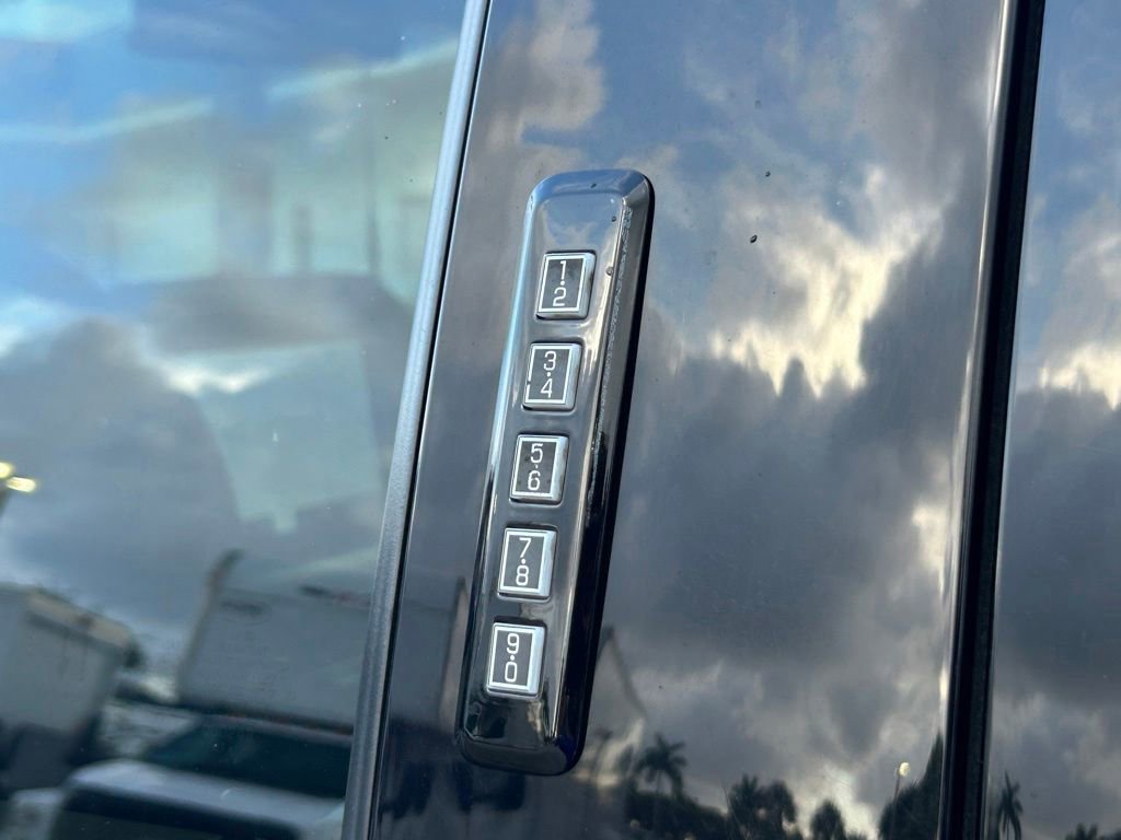 Certified 2022 Ford F150 Lariat AWD/4WD image 16