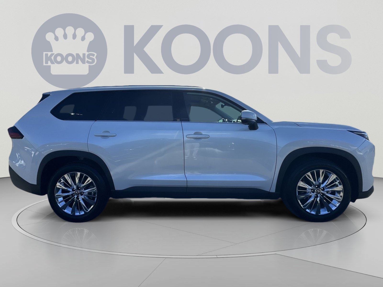 Used 2025 Toyota Grand Highlander AWD image 12