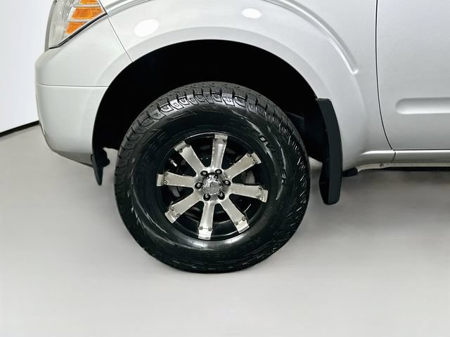 Used 2017 Nissan Frontier SV AWD/4WD image 32