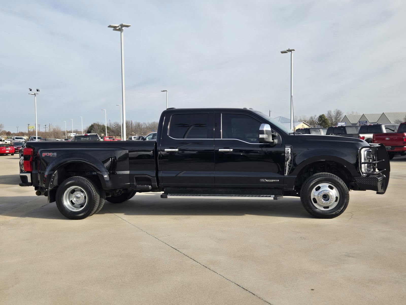 Certified 2023 Ford F350 Lariat w/ Chrome Package image 7