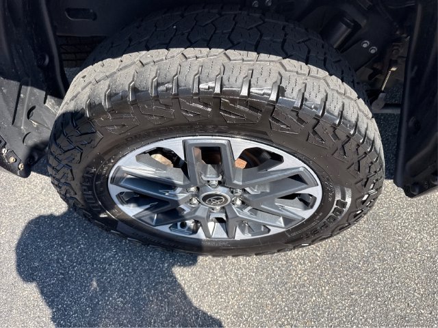 Used 2023 Toyota Tundra Limited AWD/4WD image 17