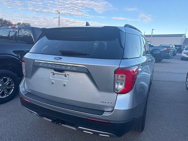 Certified 2023 Ford Explorer XLT w/ Equipment Group 202A AWD/4WD image 14