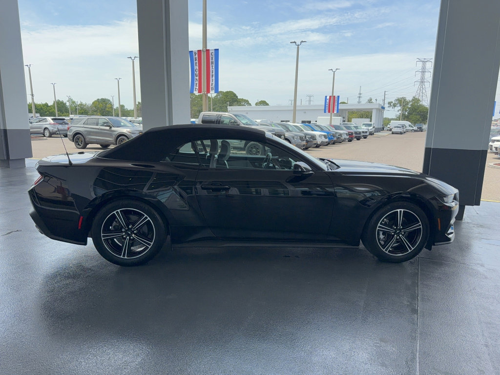Certified 2024 Ford Mustang Premium RWD image 5