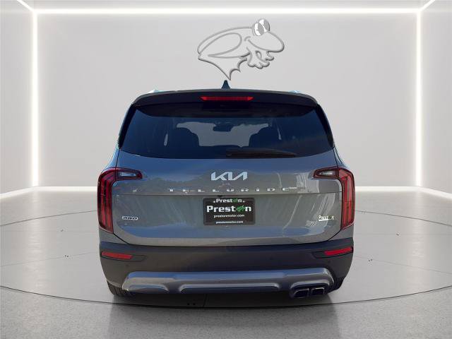 Used 2022 Kia Telluride EX w/ EX Premium Package AWD/4WD image 4