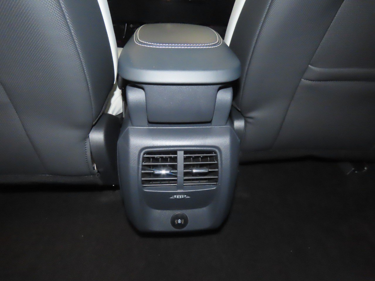 Certified 2024 Ford Mustang Mach-E Premium RWD image 17