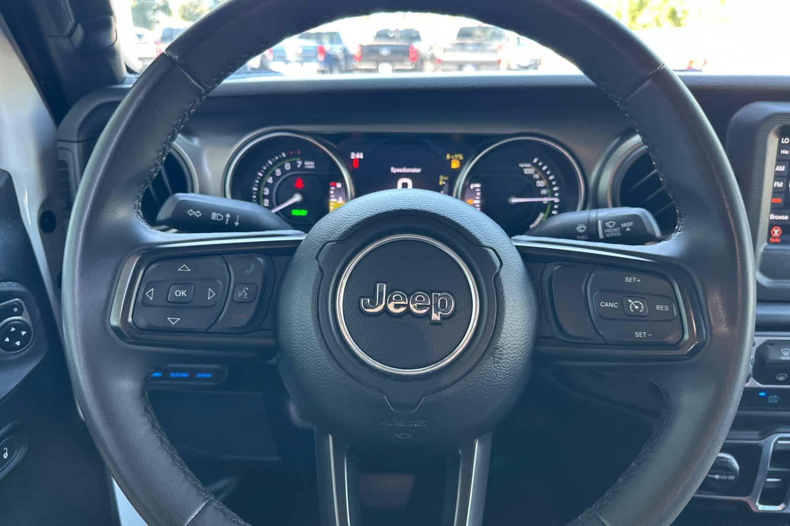 Used 2023 Jeep Wrangler Unlimited AWD/4WD image 24