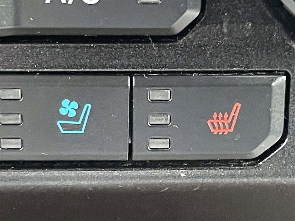 Certified 2019 Ford F150 Lariat image 19