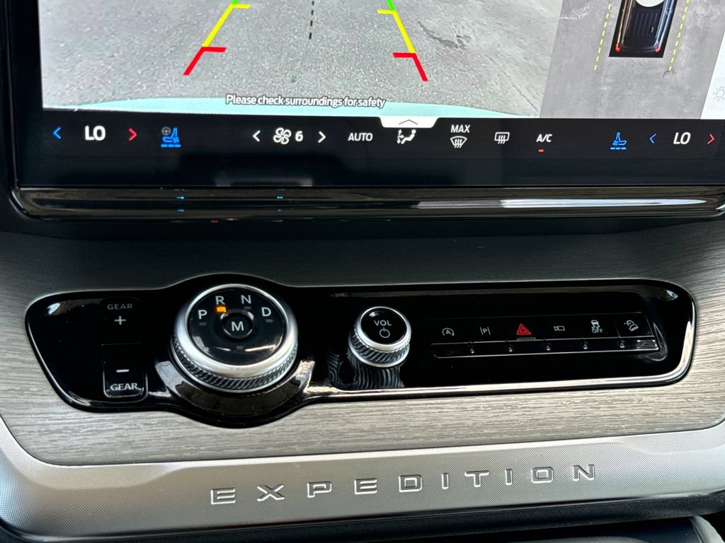 Certified 2025 Ford Expedition Max Platinum AWD/4WD image 27