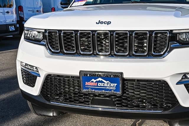 Used 2023 Jeep Grand Cherokee 4WD 4xe w/ Luxury Tech Group II image 5