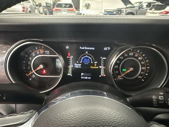 Used 2021 Jeep Wrangler Unlimited Sahara AWD/4WD image 14