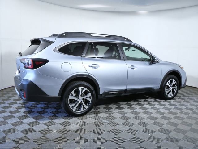 Used 2022 Subaru Outback Limited AWD/4WD image 8