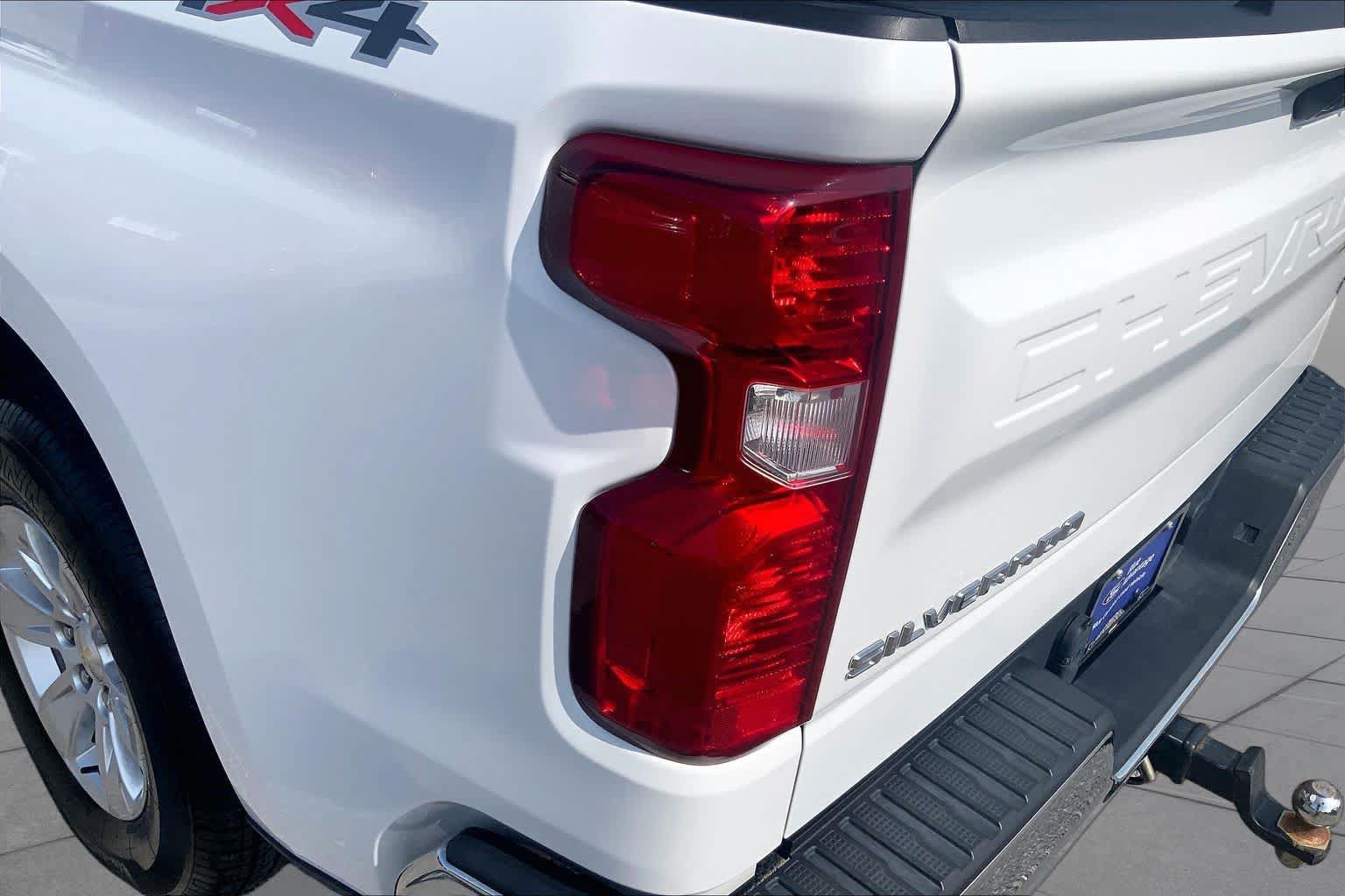 Used 2024 Chevrolet Silverado 1500 LT w/ Protection Package AWD/4WD image 29