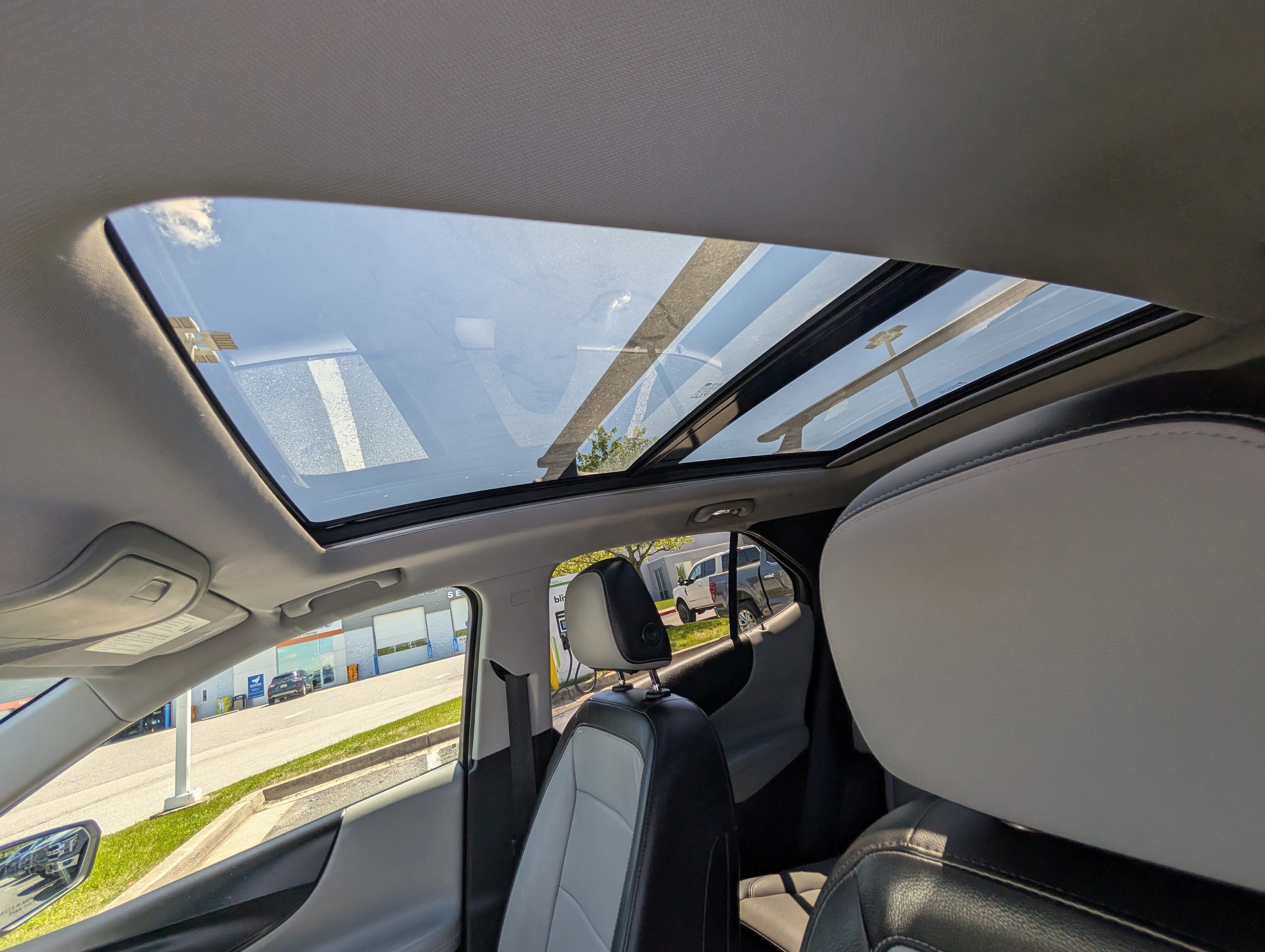 Used 2019 Chevrolet Equinox Premier AWD/4WD image 19