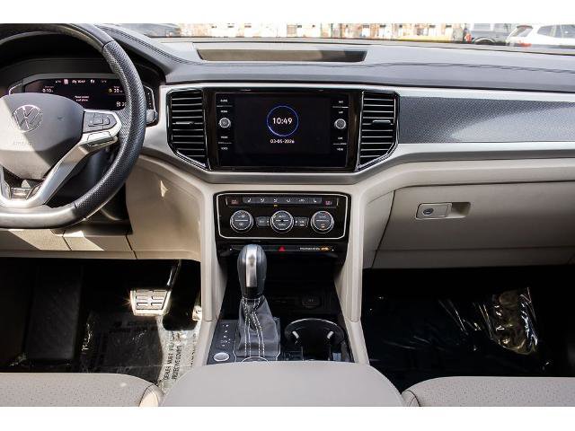 Used 2022 Volkswagen Atlas SEL R-Line image 15