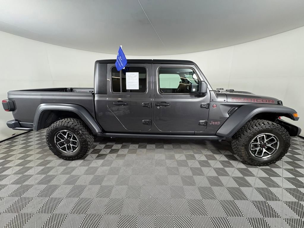 Used 2025 Jeep Gladiator Rubicon w/ Safety Group image 6