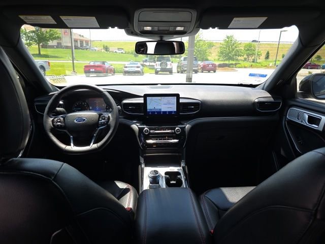 Certified 2023 Ford Explorer ST-Line w/ Class IV Trailer Tow Package AWD/4WD image 14
