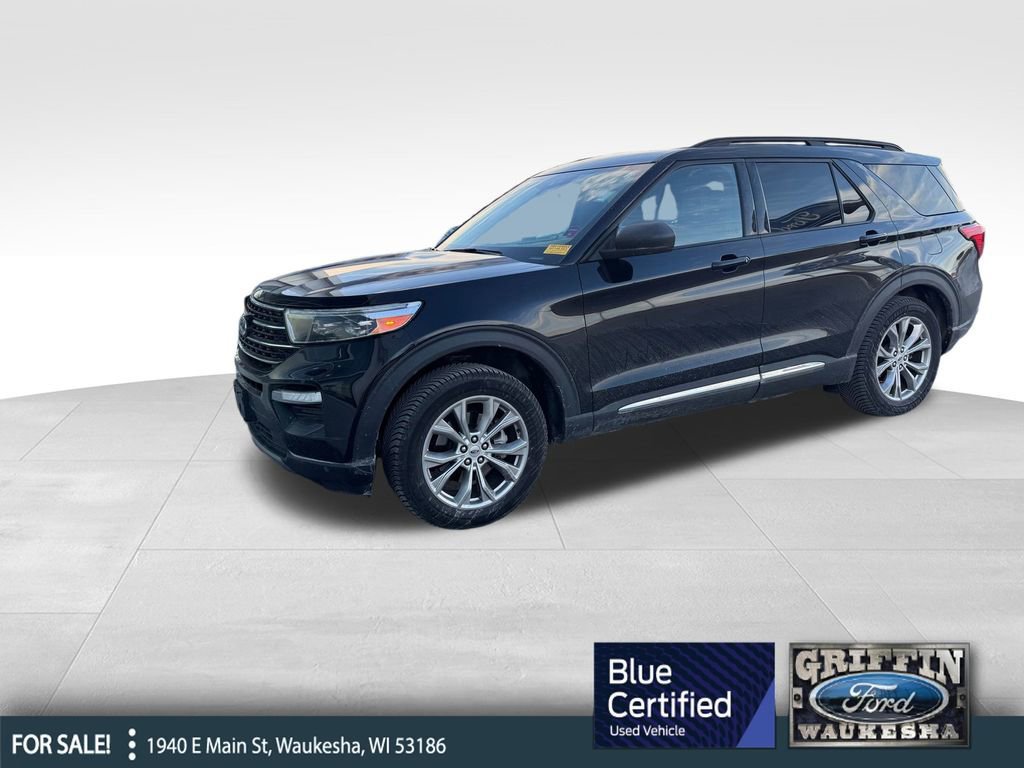 Certified 2020 Ford Explorer XLT w/ Equipment Group 202A image 3