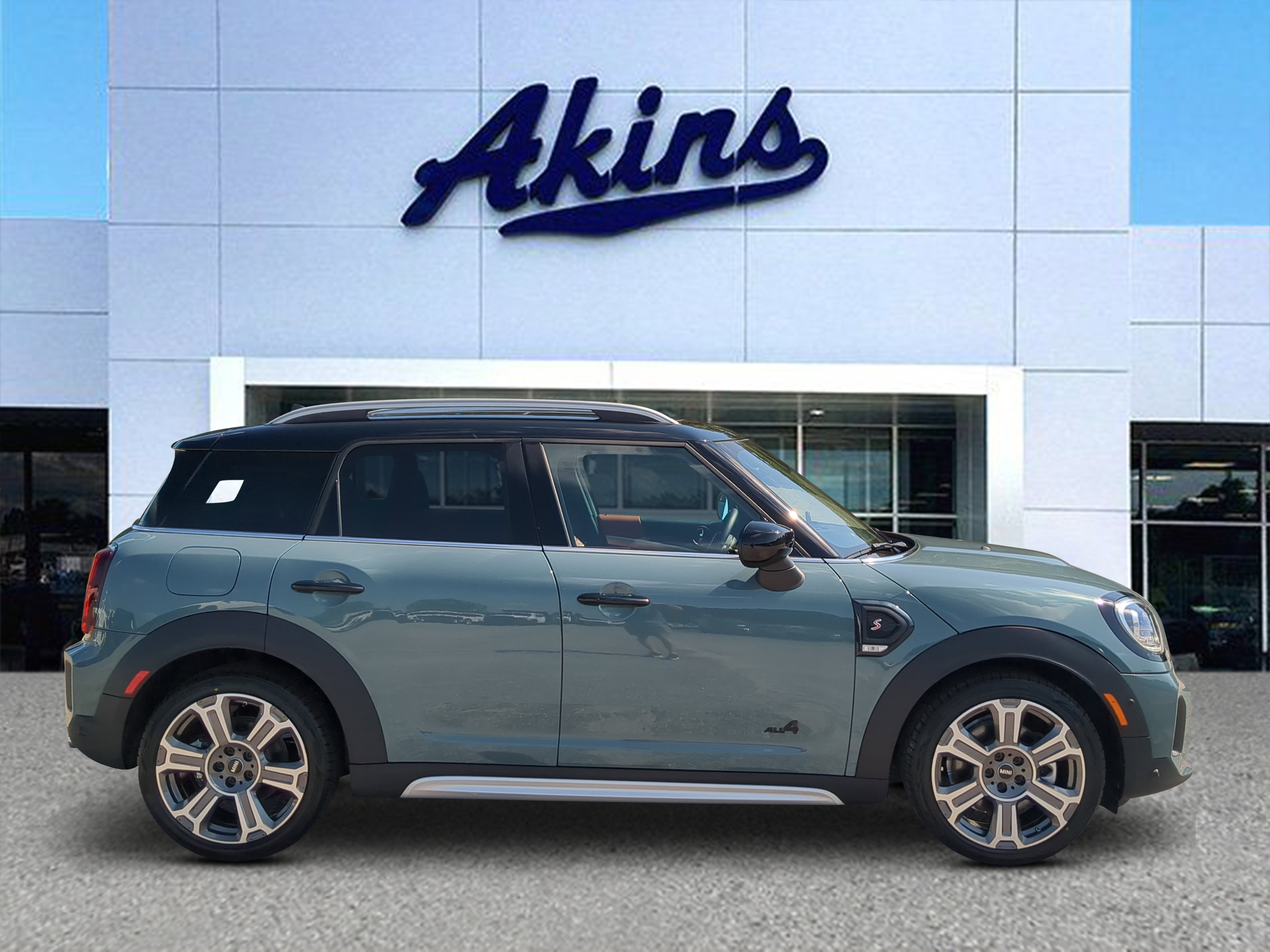 Used 2024 MINI Cooper Countryman S AWD/4WD image 1