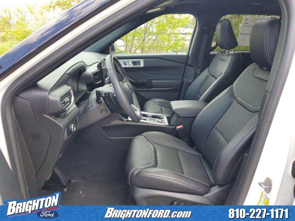 Certified 2024 Ford Explorer ST w/ Equipment Group 401A AWD/4WD image 9