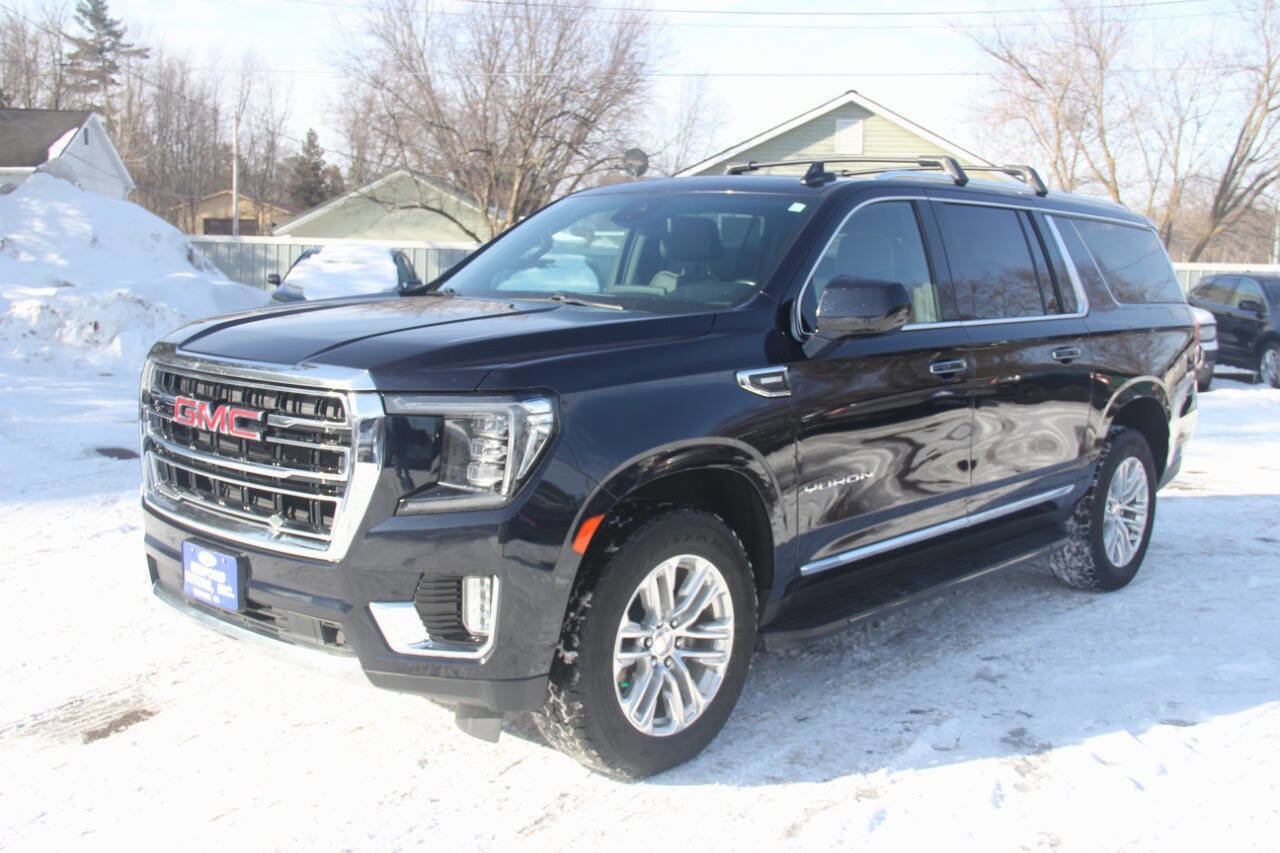 Used 2023 GMC Yukon XL SLT image 8