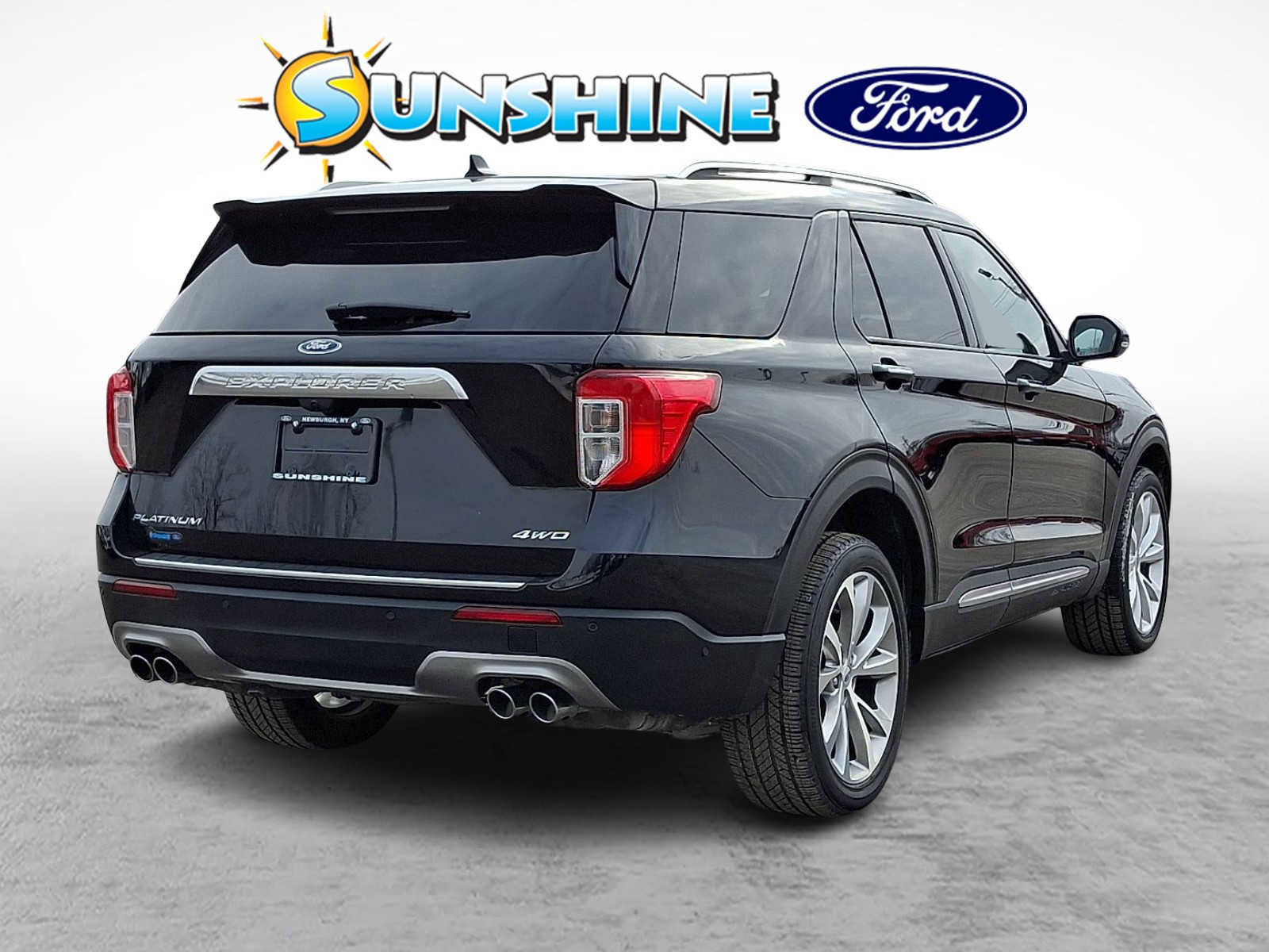 Certified 2023 Ford Explorer Platinum w/ Technology Package image 4