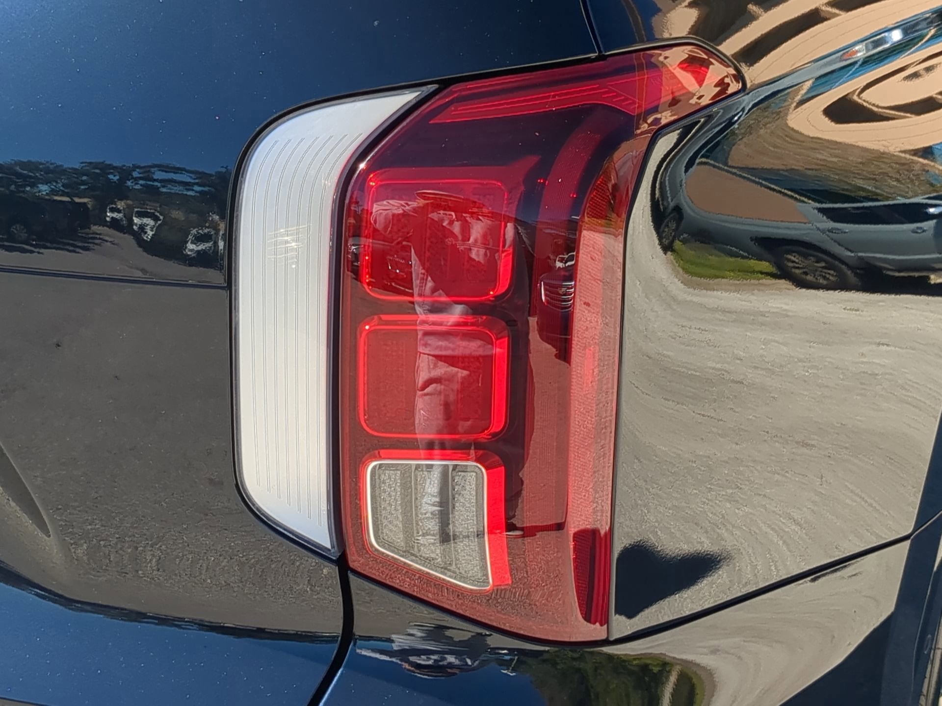 Used 2024 Hyundai Palisade Calligraphy image 58