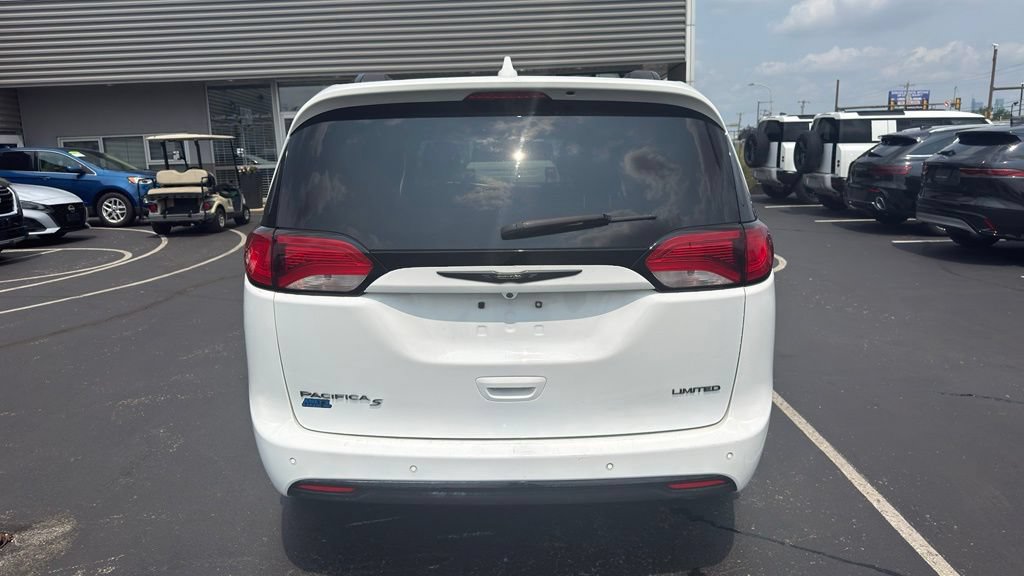 Used 2019 Chrysler Pacifica Limited w/ Advanced Safetytec Group FWD image 6