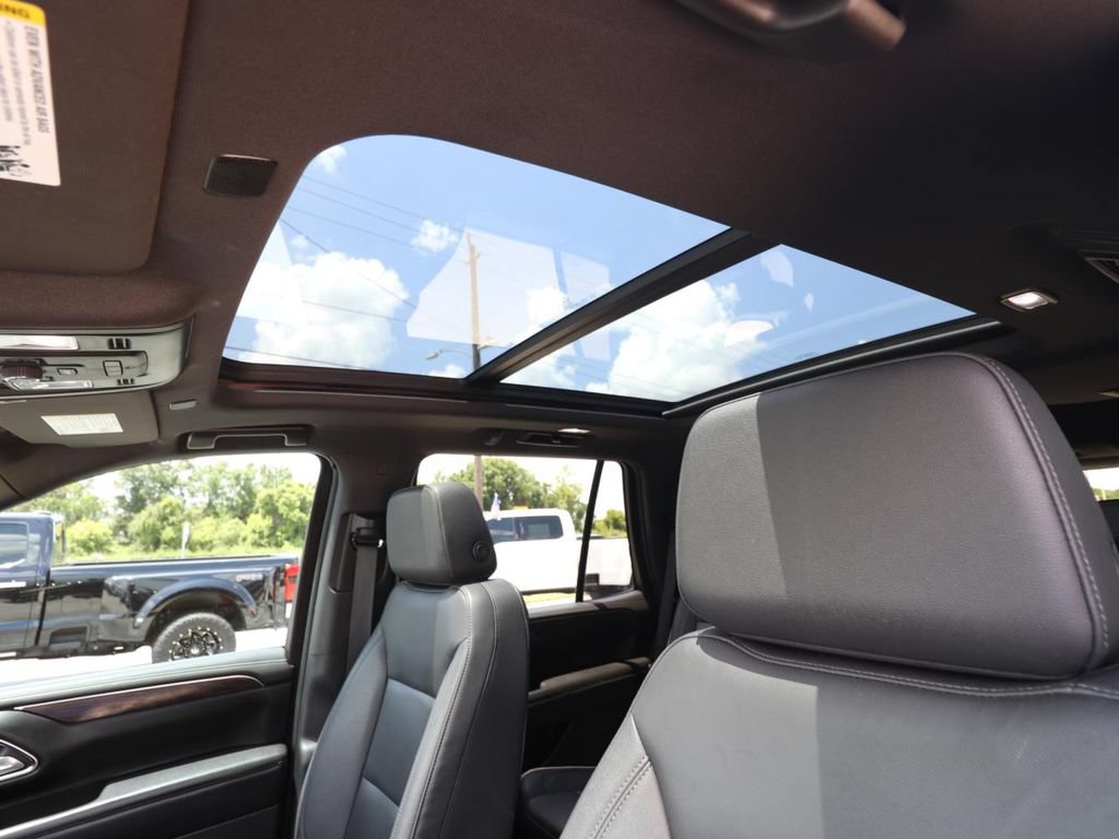 Used 2023 Chevrolet Tahoe LT w/ LT Signature Plus Package AWD/4WD image 4