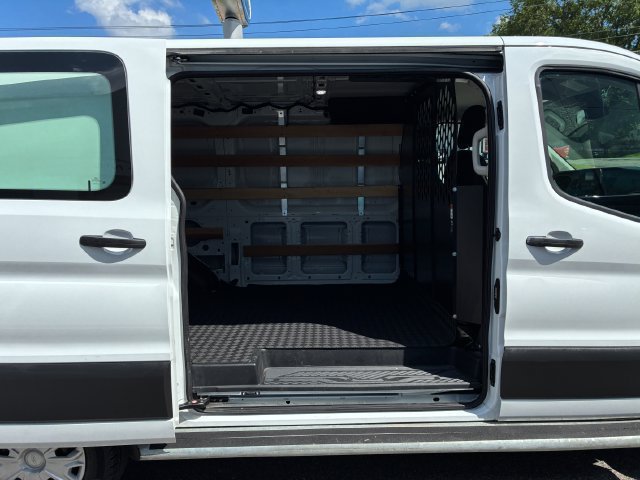 Certified 2025 Ford Transit 250 Low Roof w/ Exterior Upgrade Package RWD image 3