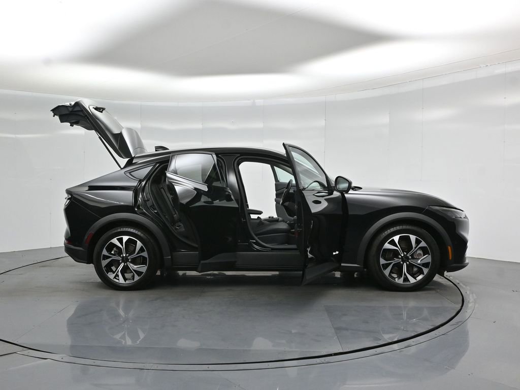 Certified 2024 Ford Mustang Mach-E Select RWD image 4