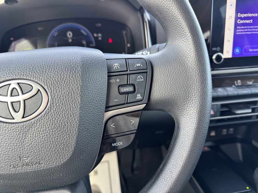 Used 2025 Toyota Camry LE image 13