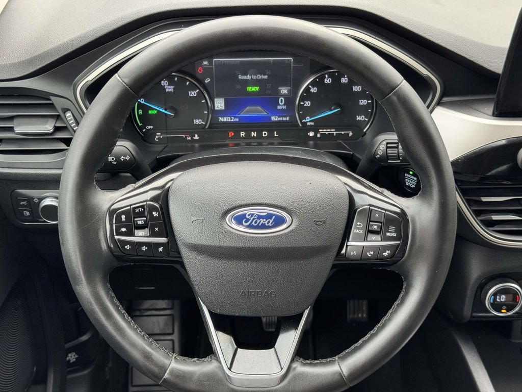 Certified 2021 Ford Escape SE w/ SE Sport Appearance Package FWD image 10