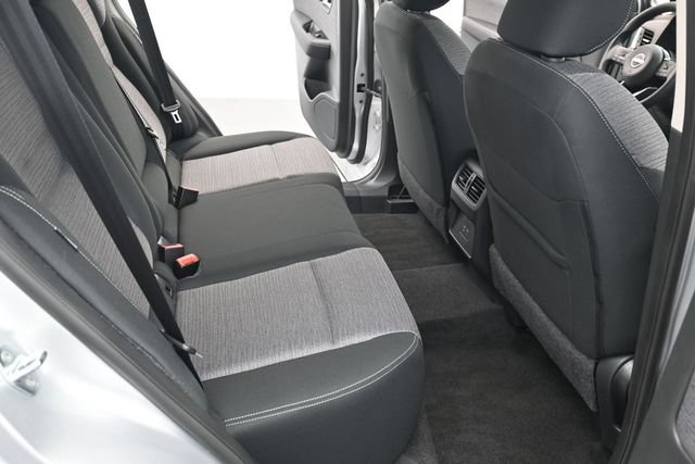 Used 2023 Nissan Rogue SV FWD image 30
