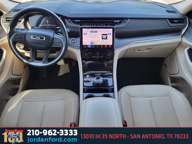 Used 2022 Jeep Grand Cherokee L Limited image 12