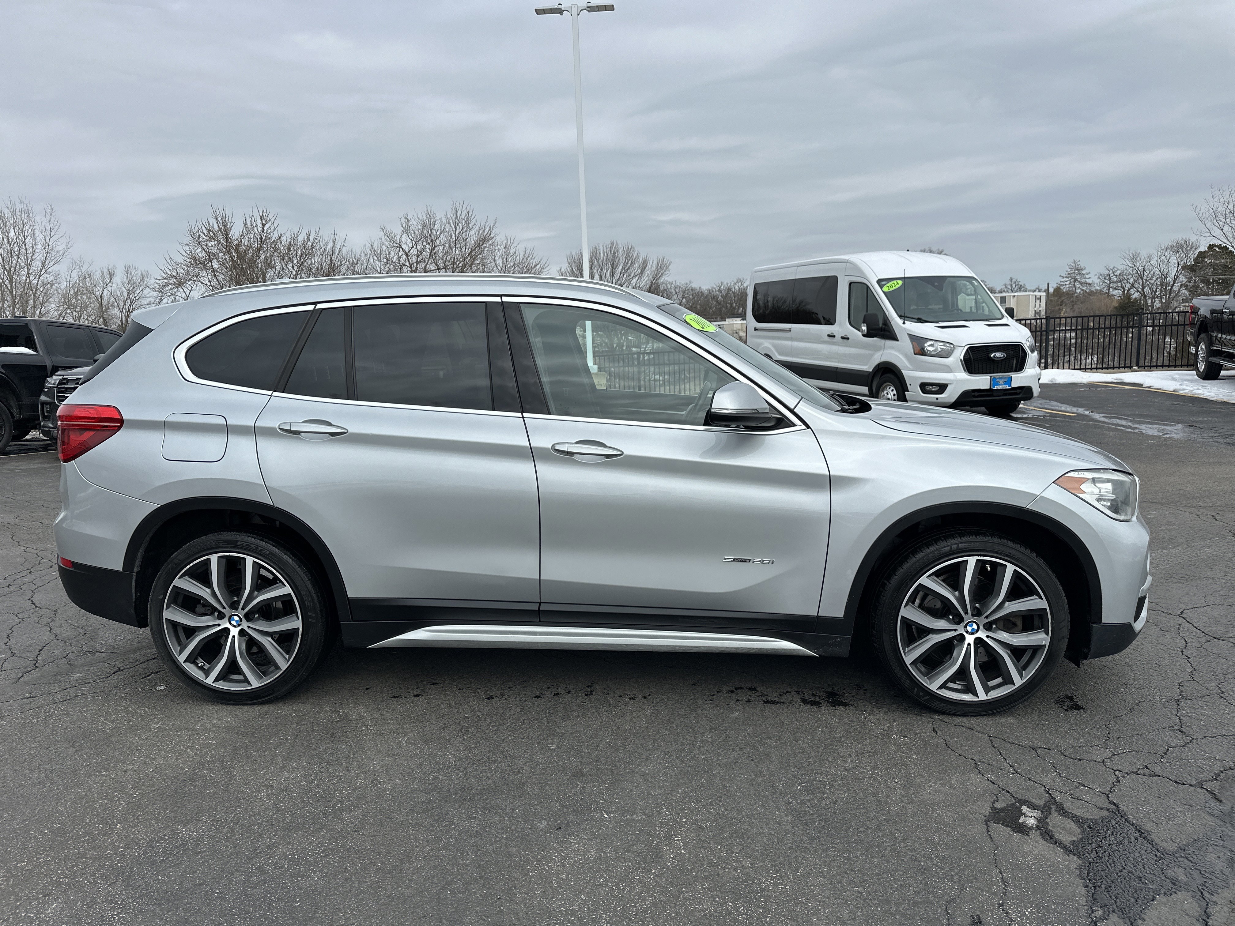 Used 2018 BMW X1 sDrive28i image 2