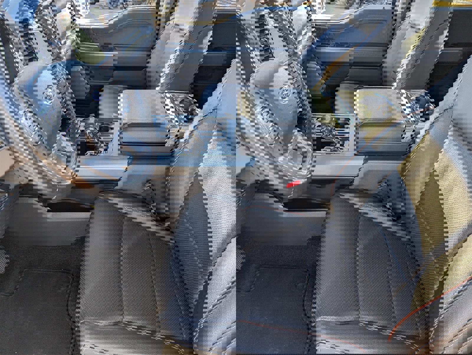 Certified 2023 Ford F150 Lariat image 29