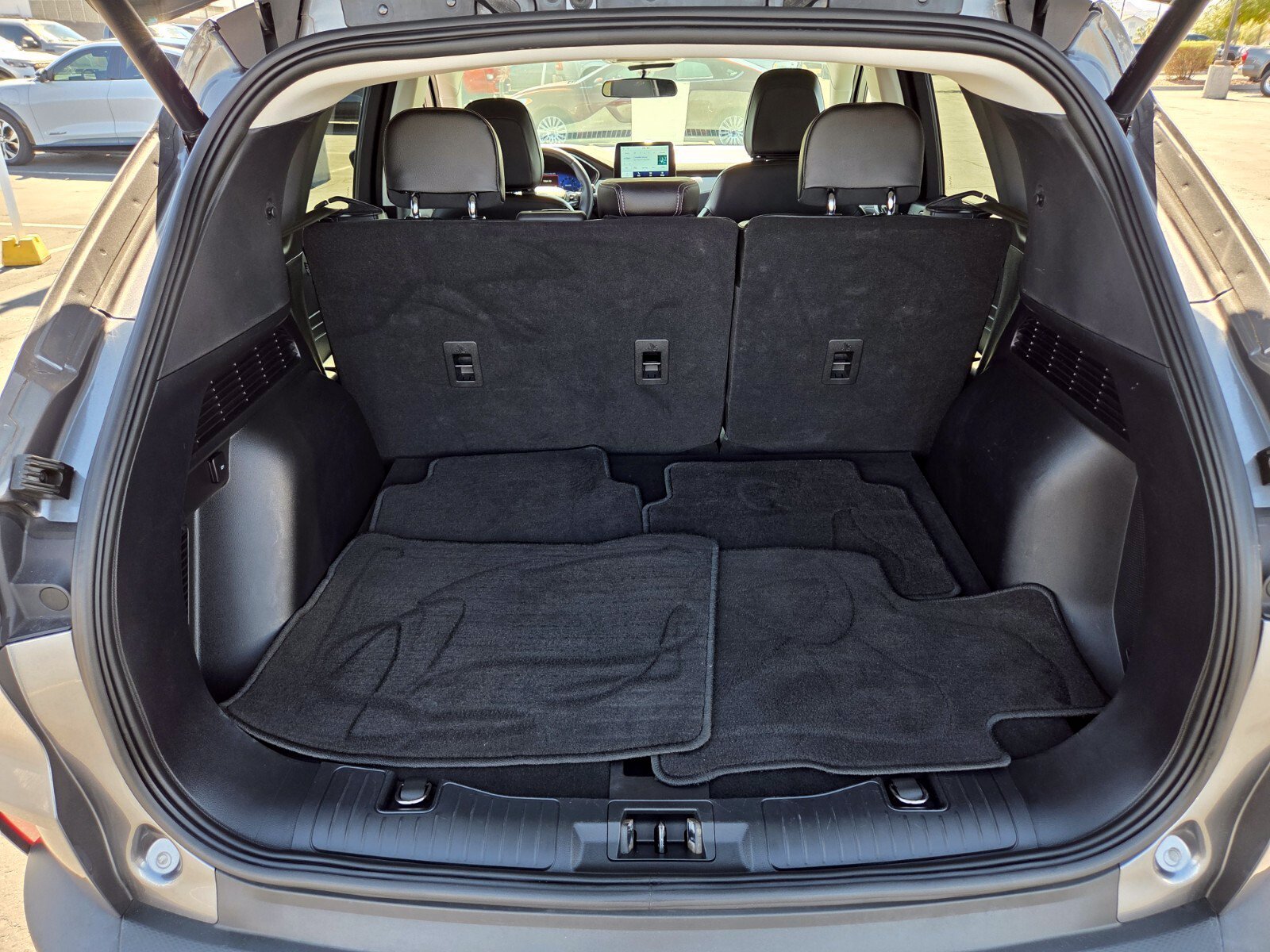 Certified 2022 Ford Escape SEL w/ Technology Package FWD image 13