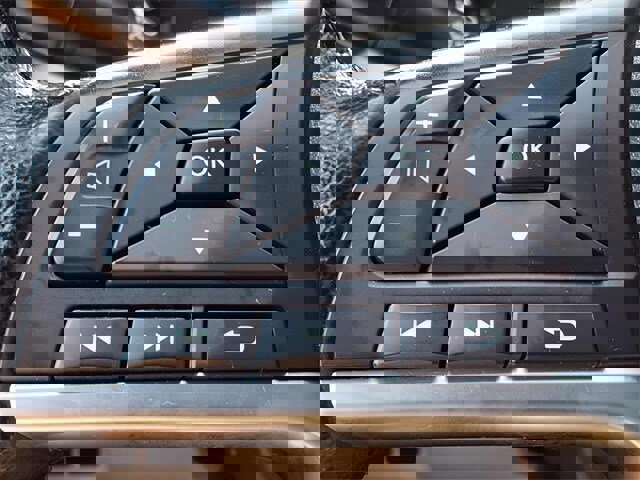 Used 2022 Nissan Rogue Sport SL image 19