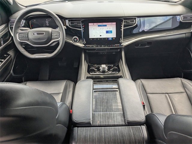 Used 2022 Jeep Wagoneer Series III w/ Premium Group I image 16