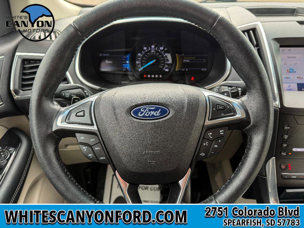 Certified 2020 Ford Edge Titanium w/ Class II Trailer Tow Package image 15