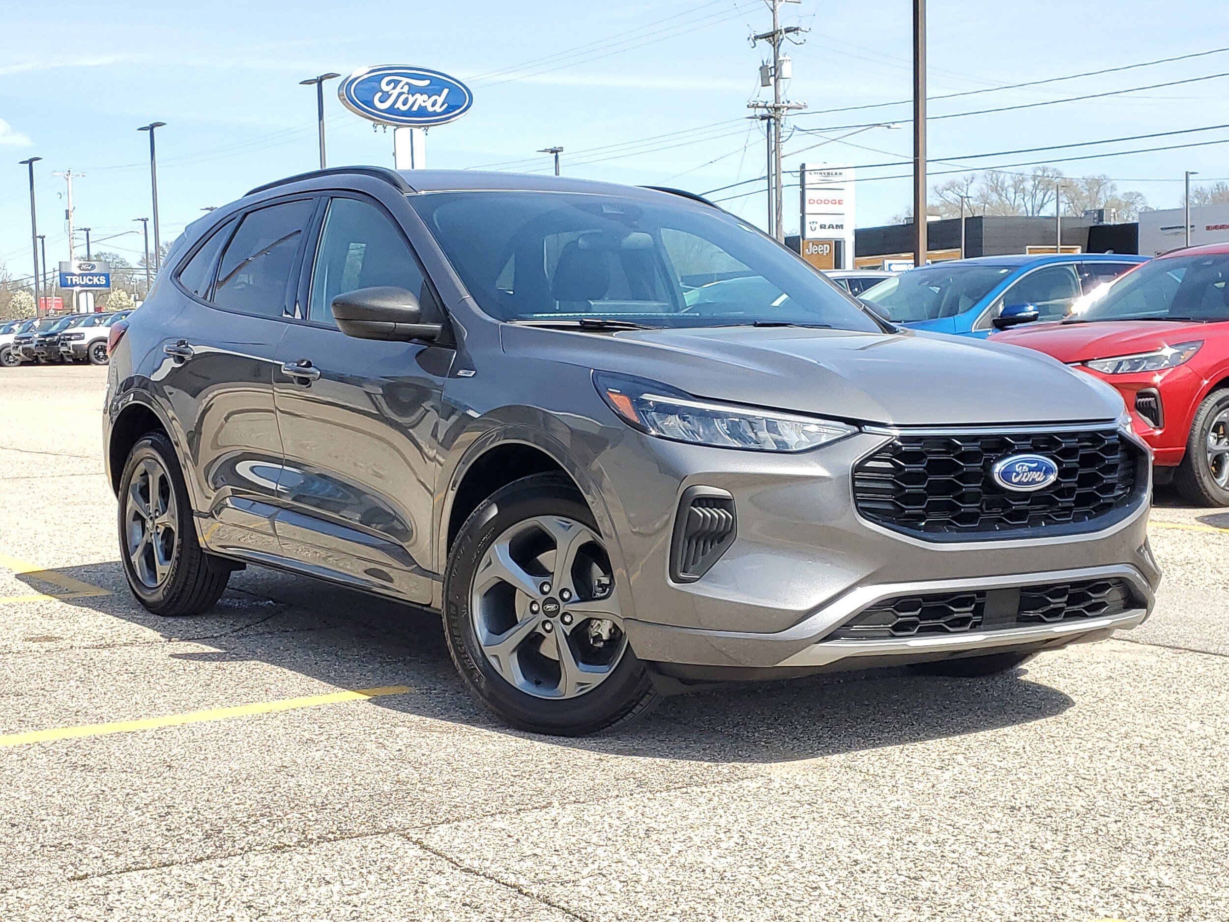 Certified 2023 Ford Escape ST-Line w/ Tech Pack #1 AWD/4WD image 33