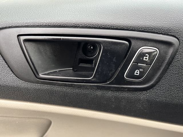 Certified 2021 Ford EcoSport S FWD image 22