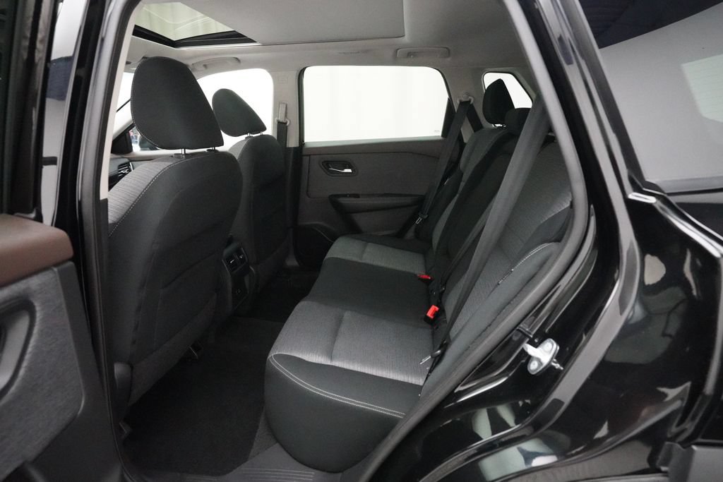 Used 2021 Nissan Rogue SV AWD/4WD image 15