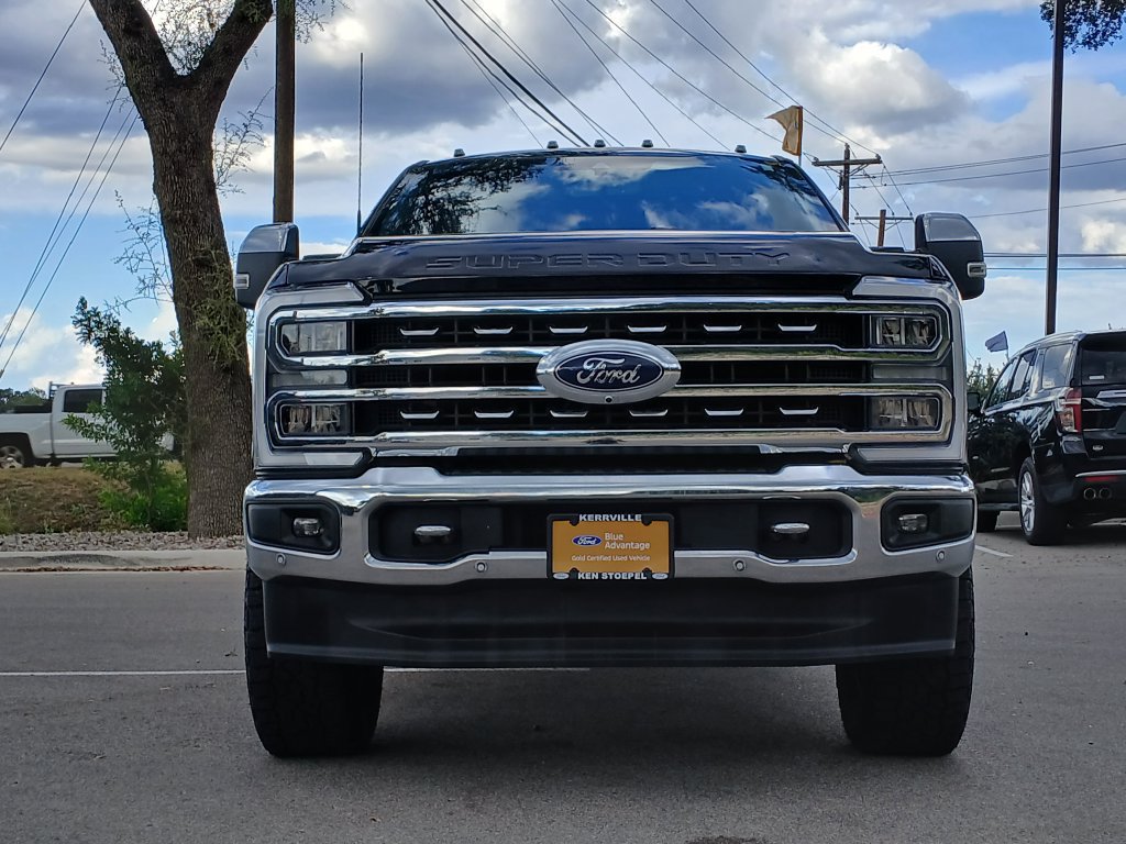 Certified 2024 Ford F250 Lariat w/ Lariat Ultimate Package AWD/4WD image 8