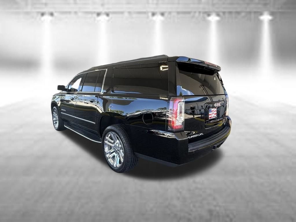 Used 2017 GMC Yukon XL SLT w/ Premium Edition AWD/4WD image 7