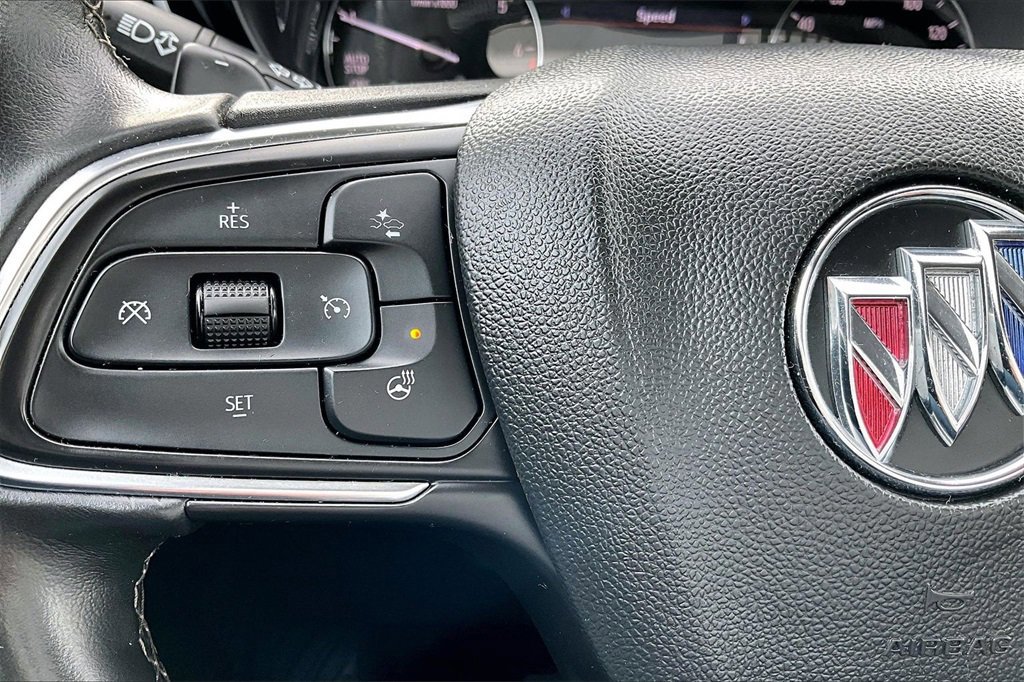 Used 2021 Buick Envision Preferred image 18